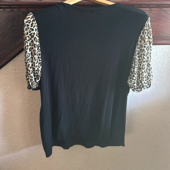 Ragdoll Women’s XL Soft Black Tee with Leopard Print Sheer Puff Sleeves Blouse - Picture 4 of 5